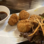 魚里　本家 - 一口マグロカツ