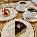 Cafe Tea's Garden - 