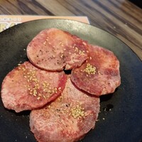 食べ飲み放題 焼肉ダイニングちからや 名駅店 - 上タン塩