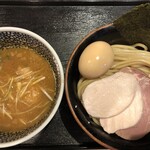 Itto - 特製濃厚魚介つけ麺