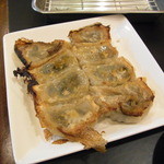 元気屋 - 黒餃子