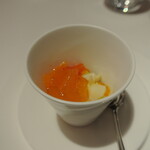 リストランテ カノフィーロ - ハマグリとサフランのジェラティーナ　タケノコと水ダコ