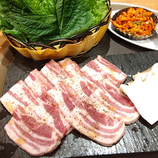 \ Enjoy thick-sliced pork [Kirishima Sanrei Pork Samgyeopsal] /