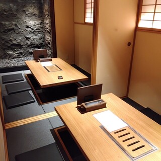 ＼Private rooms with horigotatsu tatami rooms available◎／