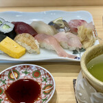 こい勢 - 並・握り寿司