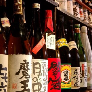種類豊富な本格焼酎・厳選地酒・入手困難な秘蔵酒もございます！