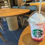 スターバックスコーヒー - ストロベリーフラベチーノ