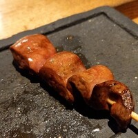 焼鳥 市松 - 苦手な私でも美味しいと思えた白肝