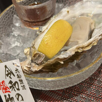 完全個室鮨和食かなうS - 野球選手からきてるとのこと。でかい！