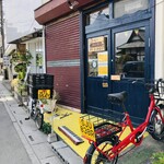 REDPOT - ♪先客かと思いきやお店の自転車