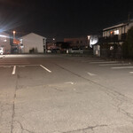 Yakiniku Suehirokan - 駐車場