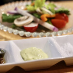 波へい - 彩り新鮮野菜のバーニャカウダ