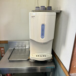 横浜らーめん 本牧家 - お水