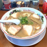 黒田屋 - 豚骨ラーメン大盛り