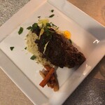 ロジャーズキッチン - 骨付きラムのビリヤニ　肉量がすごい