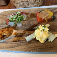 イル カルディナーレ 銀座本店 - 前菜4種