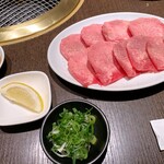 Yakiniku Dokoro Ippin Ichie - 