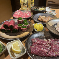 ホルモン焼肉 富や 栄店 - 