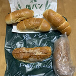 塩パン屋 パン・メゾン - 塩パン　3個､  塩パンのアップルパイ　2個