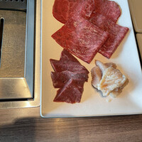 焼肉うしごろ 新宿三丁目店 - 