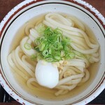 日の出製麺所 - 熱い中(1.5玉)に温玉