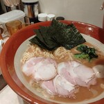 横浜家系ラーメン 麺屋いぶすけ - 