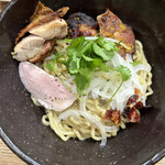 麺屋 一八 - 中近東で流行りそうなまぜそば