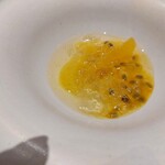 馳走西健一 - 甘夏パッションフルーツ　白ワインジュレ