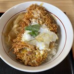 Katsusato - 〇名物かつ丼580円（別）