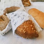 ベーカリー＆テーブル 東府や 足湯カフェ - 