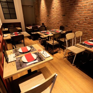 Semi-private room available for groups★ Luxurious meals in a stylish restaurant♪