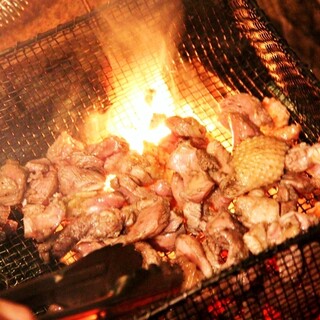 各種ご宴会に◎人気メニューを盛り込んだ飲み放題付きコース♪♪