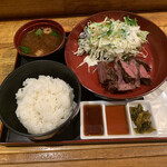 Shukouen - ステーキランチ（1,000円）　本日は腕肉とのこと