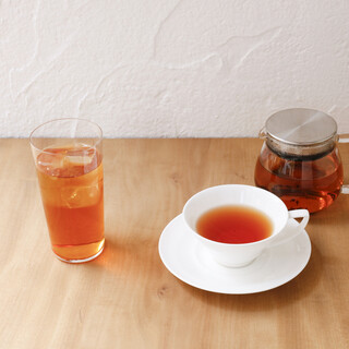 LITTLE MOTHERHOUSE CHOCOLATE FACTORY SHOP_2