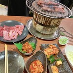 炭火焼肉 ホルモン じゃん - 