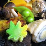 宝（ランチ）2200円：季節のおかず色々