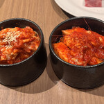 焼肉あきら - 白菜キムチ、長芋キムチ