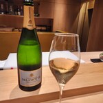 銀座 稲葉 - シャンパンで乾杯