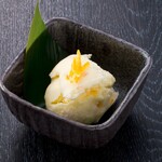 炭焼漁師小屋料理　渋谷東急本店前のひもの屋 - 