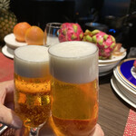 キャトルラパン - まずはビールで喉の渇きを潤す