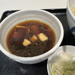 Mendo Koro Naokyuu - 【2023.5.11(木)】醤油つけ麺(2玉・280g)650円のスープ