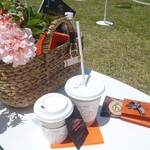 エルメス プティ アッシュ カフェ -  キウイソーダとダマンのホットティー