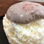 こひる庵 - このピンクのやつあまじょっぱで美味しかった♡