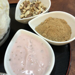 こひる庵 - 本日のトッピングたち　