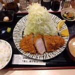 嬉嬉豚とんかつ 「君に、揚げる。」 - 