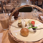 AfternoonTea TEAROOM - 