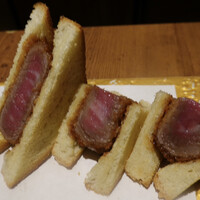 焼肉 うしみつ 恵比寿本店 - ヒレ肉のブリオッシュカツサンド