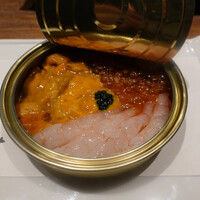 焼肉 うしみつ 恵比寿本店 - 缶詰のユッケ