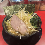 家系ラーメン王道 神道家 - 