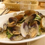 ボッチーノ - アサリのペペロンチーノ♡